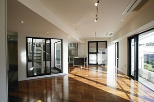 Photo from Platinum Ltd, English-speaking Real Estate Consulting and Brokerage firm in Azabu, Tokyo